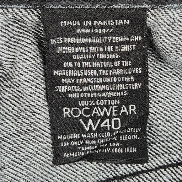Rocawear Jeans Mens 37x32 Black Blue Two Tone Patched Denim Straight Fit Y2K VTG - Picture 9 of 14